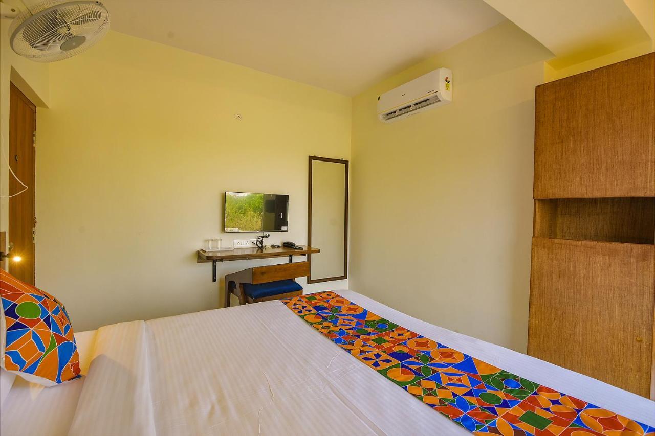 Fabhotel Gr Lake View - Btm Layout Bengaluru Zewnętrze zdjęcie